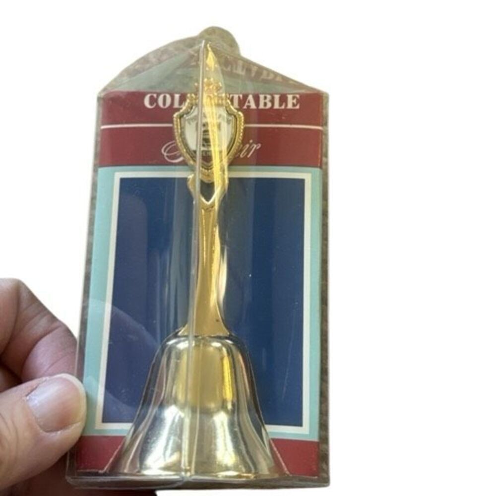 Philadelphia Vintage Fort Collectable Souvenir Bell